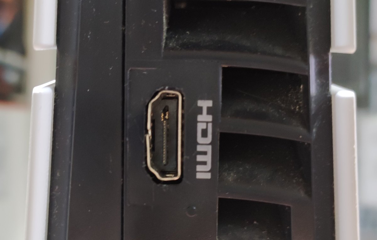 HDMI port repair on PlayStation 5 — Comp-Master